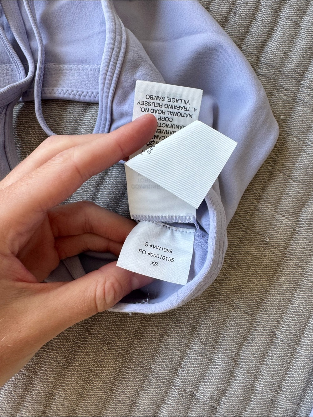 Never Worn Vuori Lavender High-Rise Leggings with Matching Sports Bra - Picture 3 of 4
